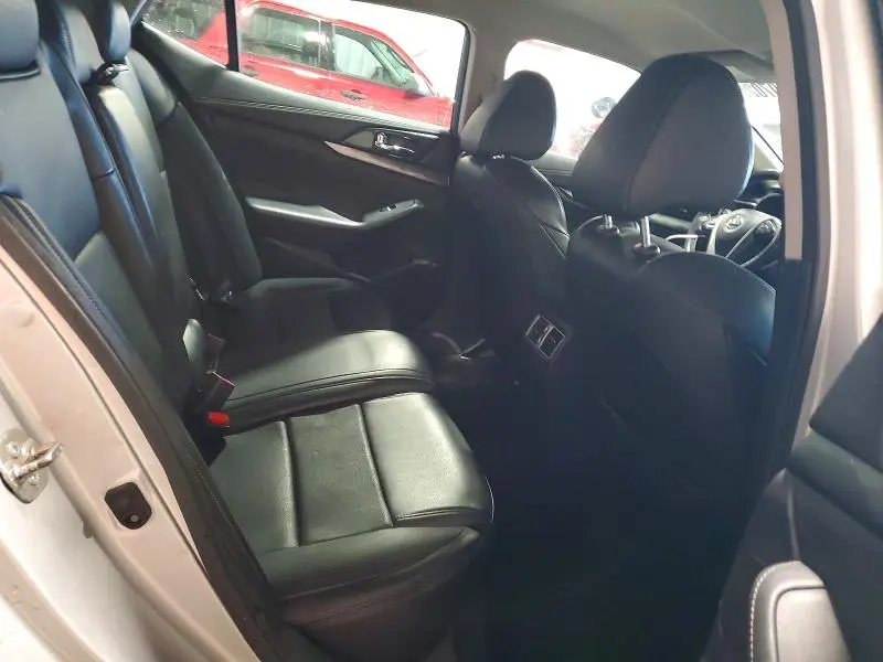 2019 NISSAN MAXIMA S  