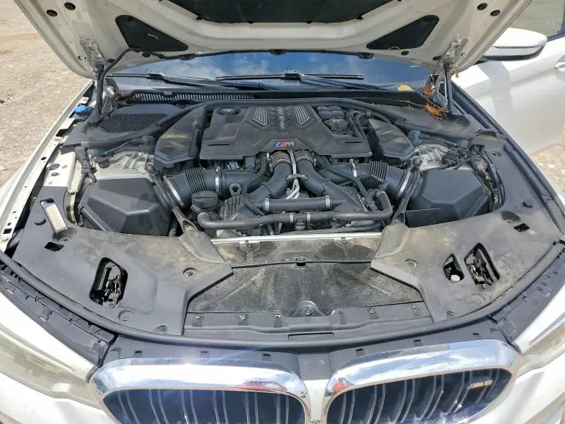 2018 BMW M5   