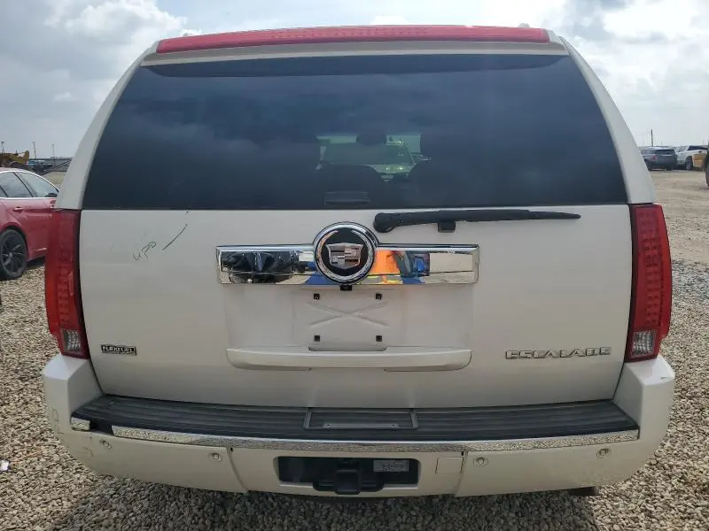 2011 CADILLAC ESCALADE PREMIUM  