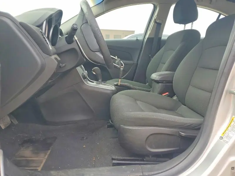 2012 CHEVROLET CRUZE LT  