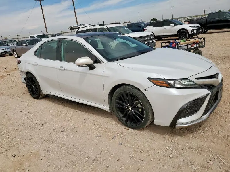 2021 TOYOTA CAMRY XSE  