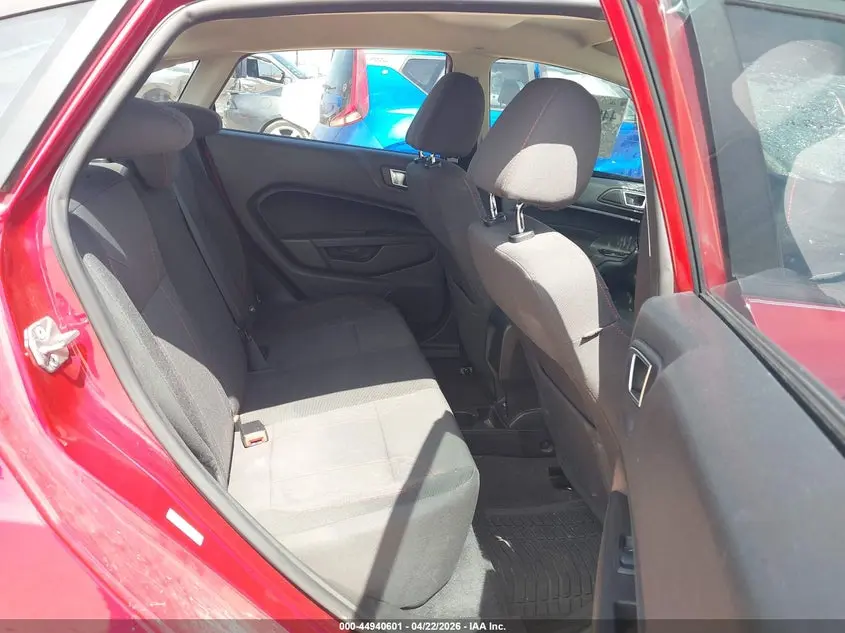 2015 FORD FIESTA SE