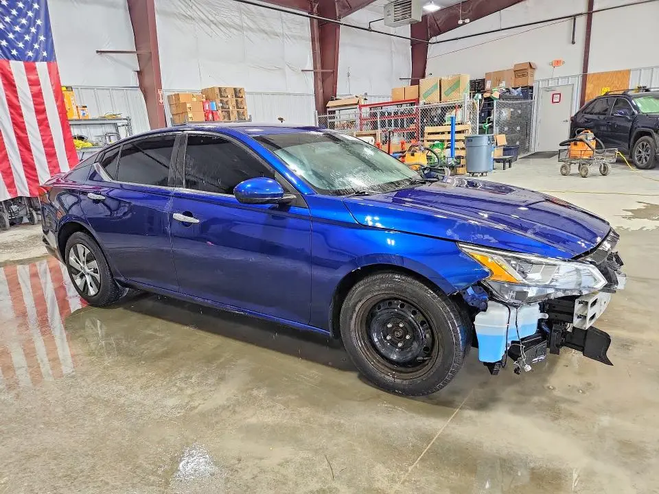 2020 NISSAN ALTIMA S  