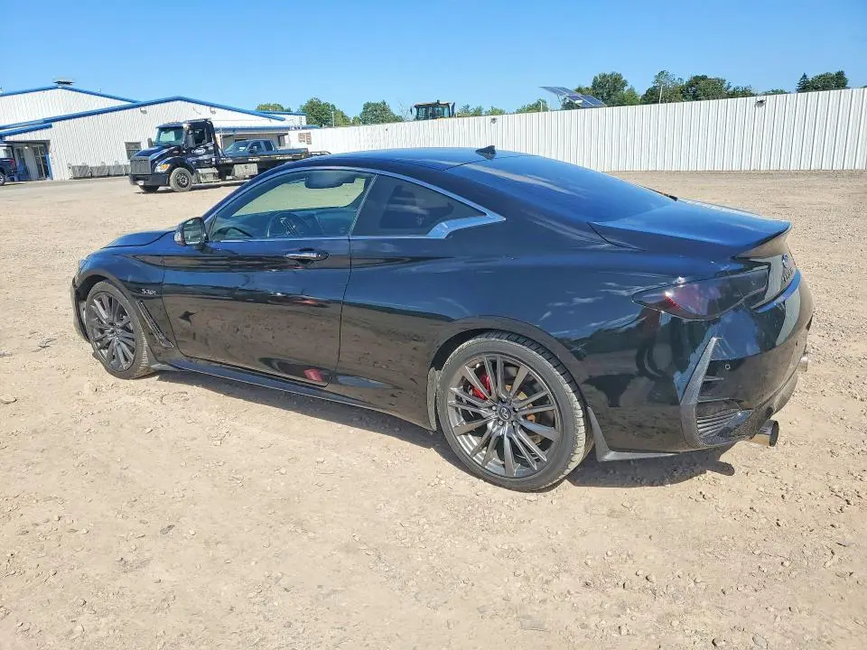 2017 INFINITI Q60 RED SPORT 400  