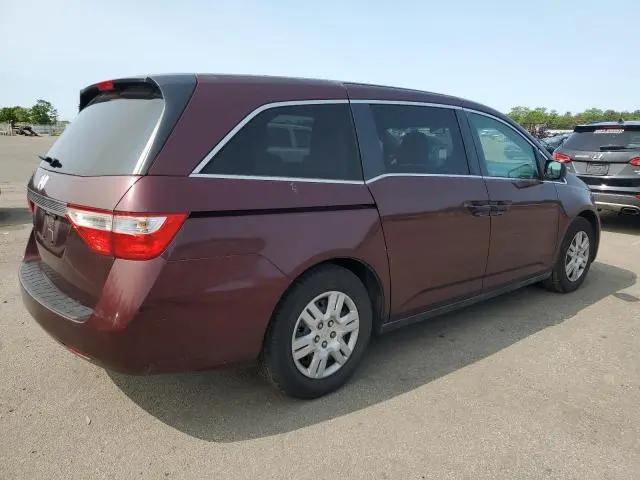 2011 HONDA ODYSSEY LX  