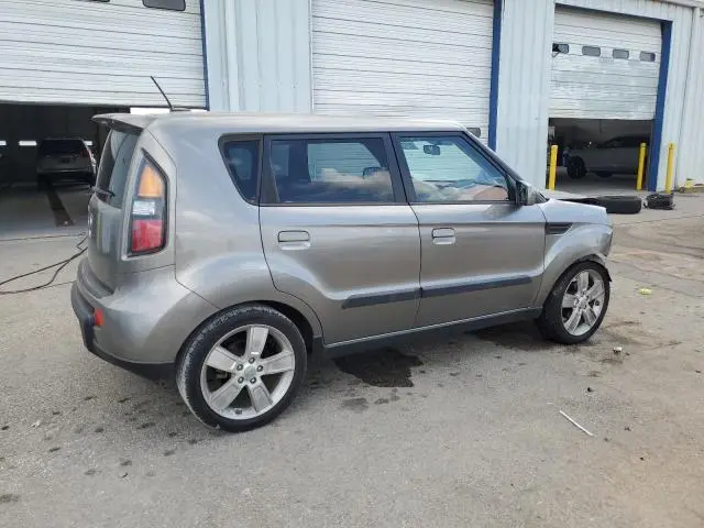2010 KIA SOUL +  