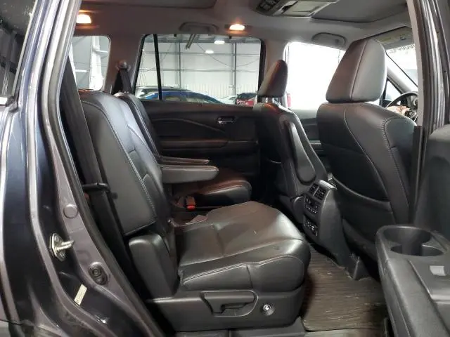 2016 HONDA PILOT ELITE  
