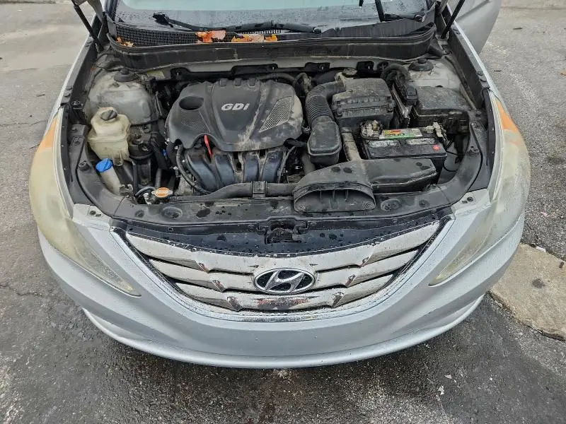 2013 HYUNDAI SONATA SE  