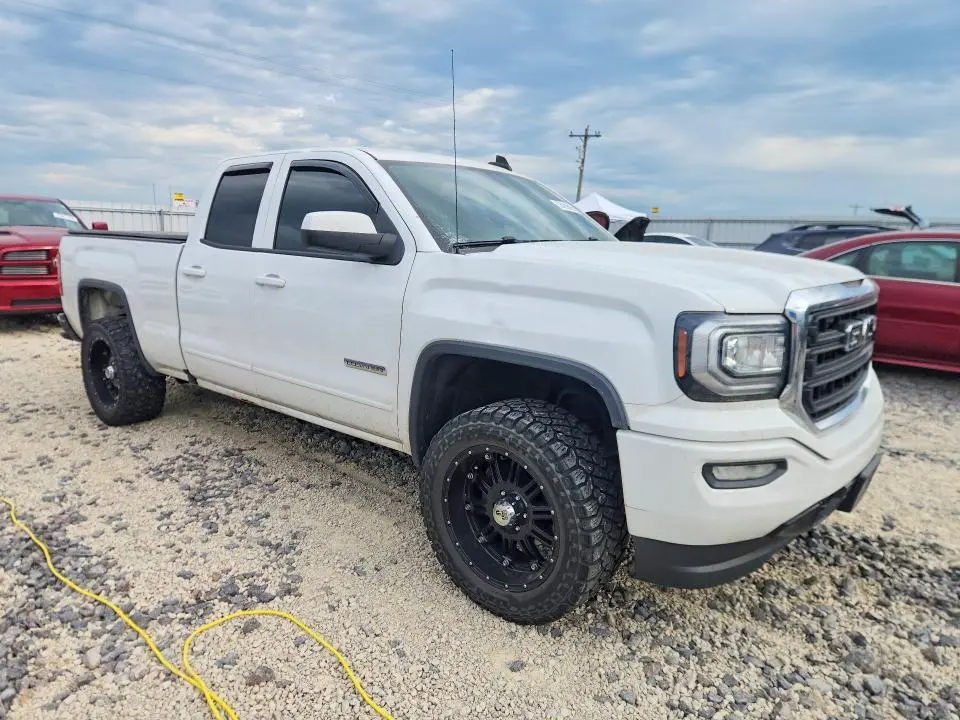 2017 GMC SIERRA K1500  