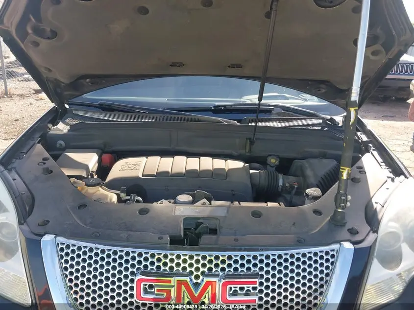 2012 GMC ACADIA DENALI