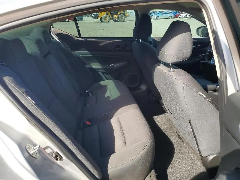 2024 NISSAN ALTIMA SV  