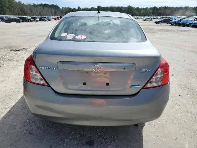 2012 NISSAN VERSA S  