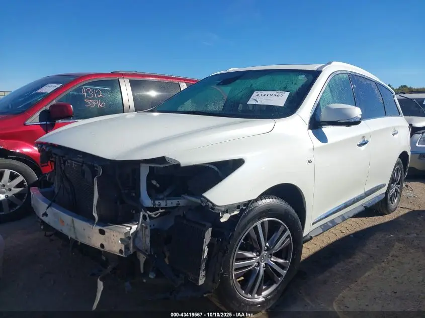 2019 INFINITI QX60 LUXE