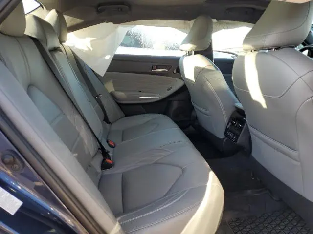 2019 TOYOTA AVALON XLE  