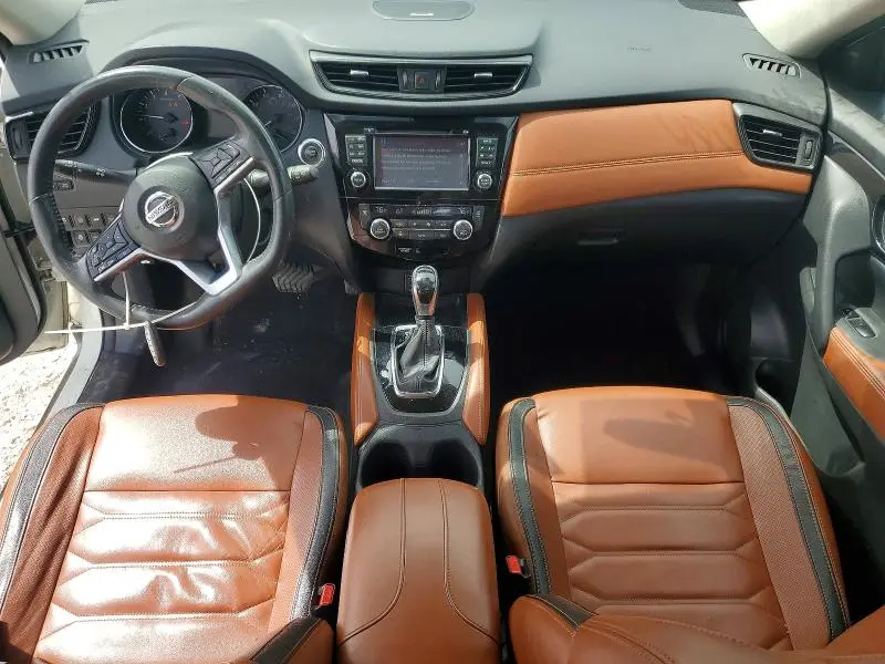 2017 NISSAN ROGUE SL  
