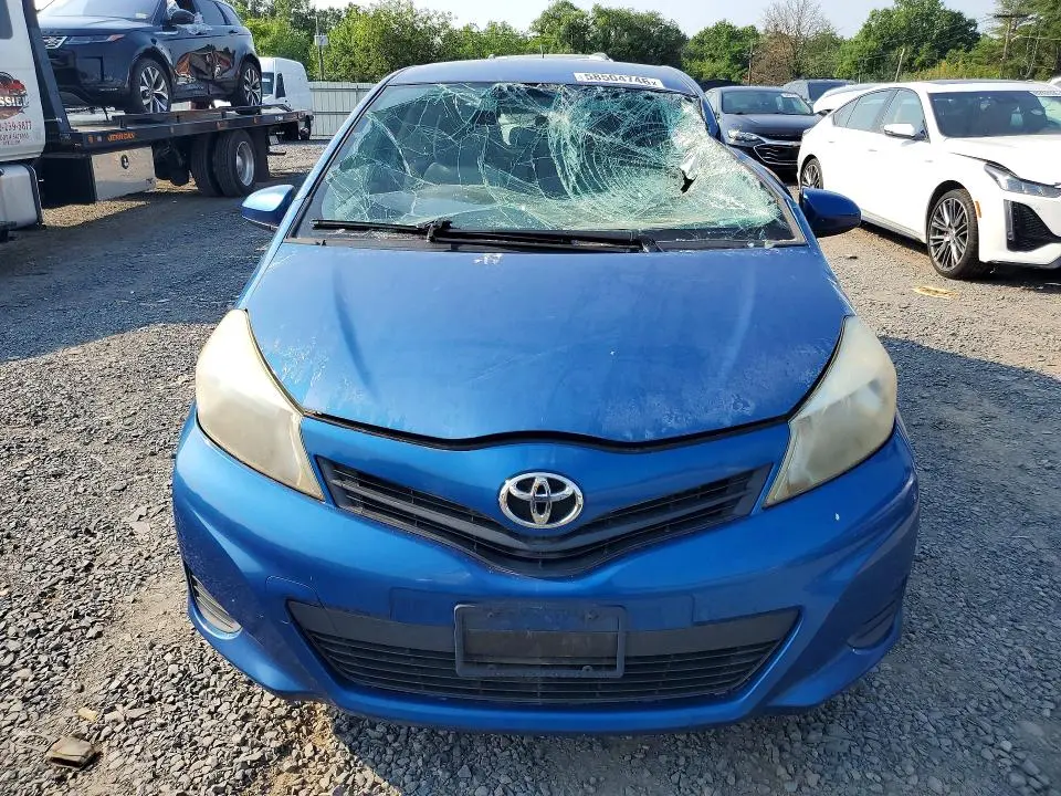 2012 TOYOTA YARIS 3-DOOR LE  