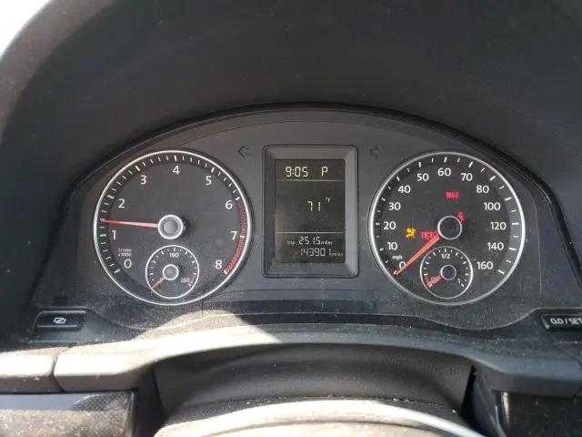 2010 VOLKSWAGEN JETTA SE  