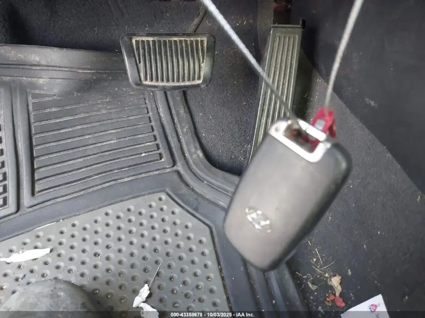 2011 HYUNDAI SONATA SE