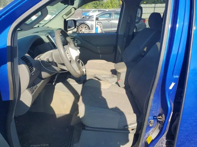 2014 NISSAN FRONTIER SV  