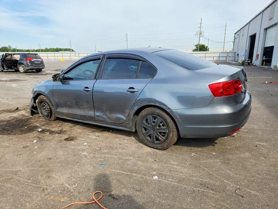 2012 VOLKSWAGEN JETTA BASE  