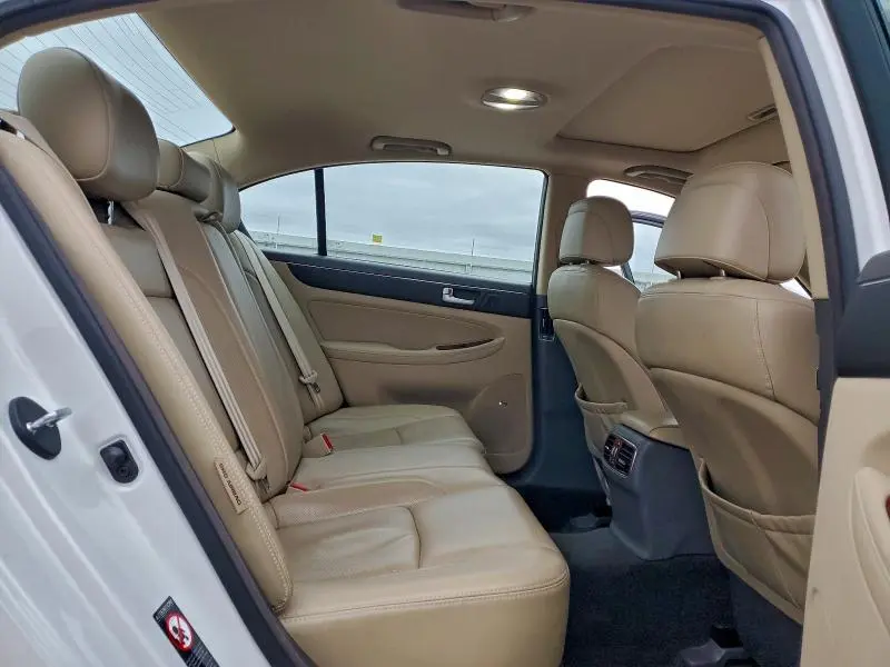 2012 HYUNDAI GENESIS 5.0L  