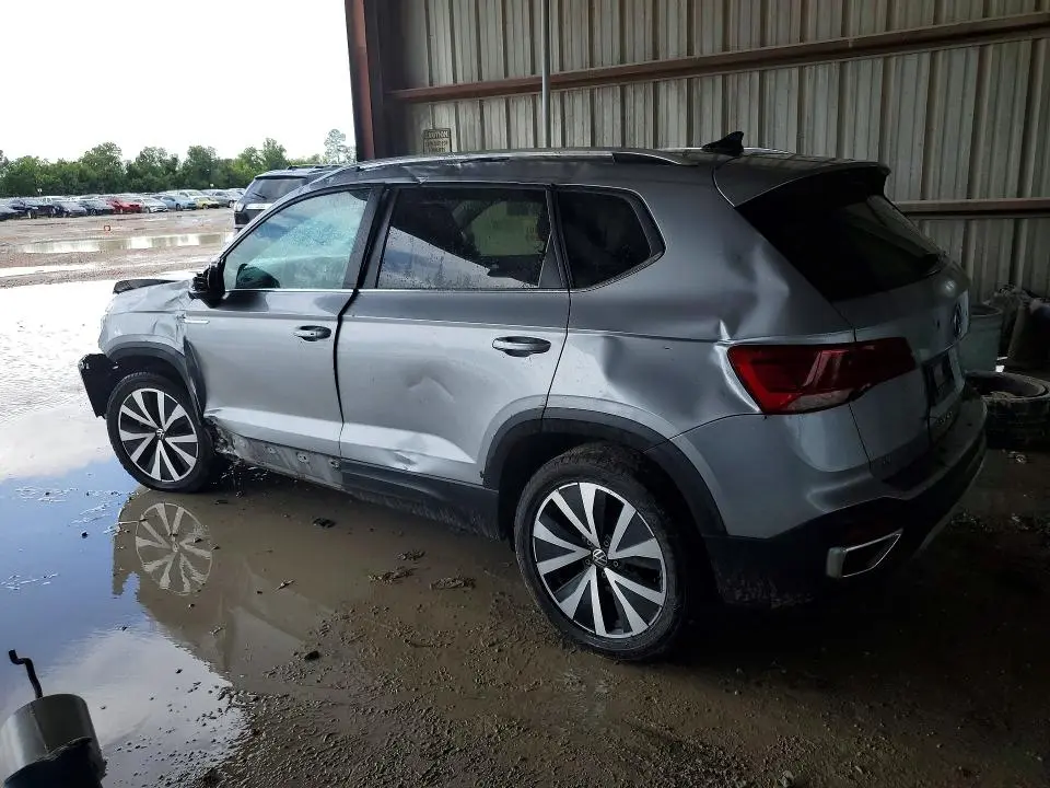 2024 VOLKSWAGEN TAOS SE  
