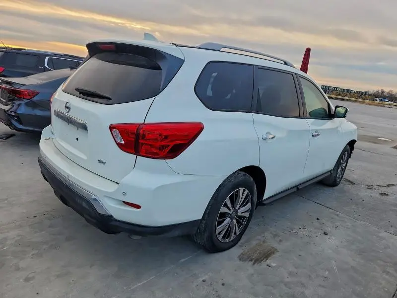 2020 NISSAN PATHFINDER SV  