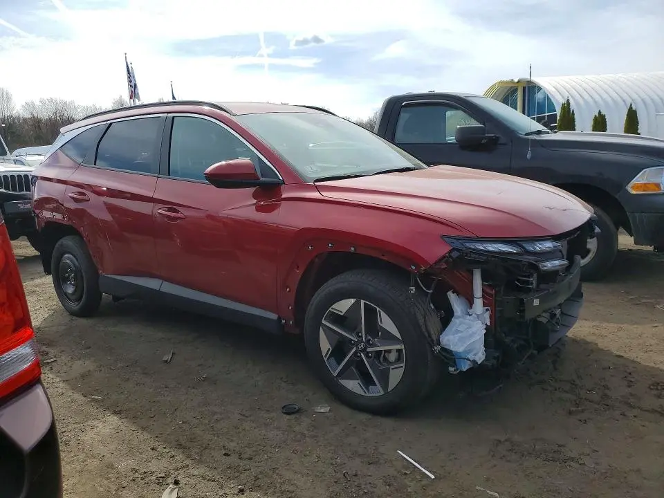 2025 HYUNDAI TUCSON SEL  