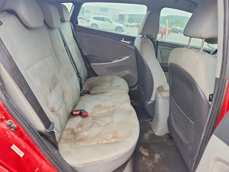 2014 HYUNDAI ACCENT SE  