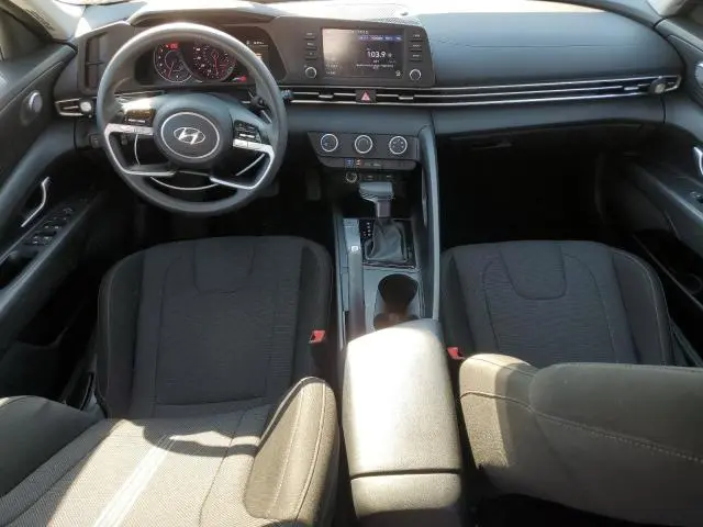 2023 HYUNDAI ELANTRA SE  
