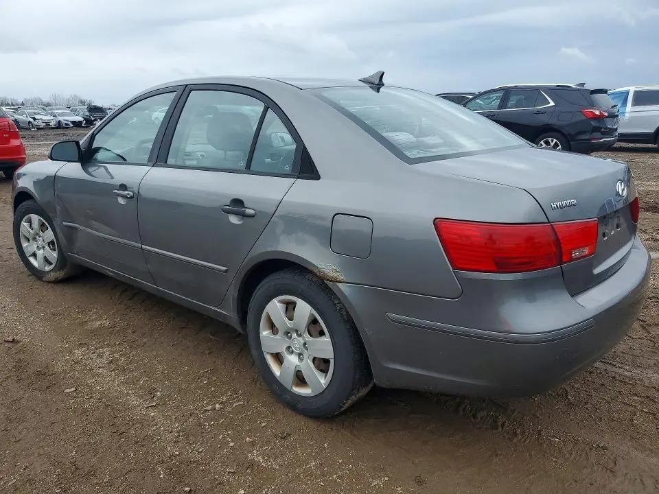 2010 HYUNDAI SONATA GLS  