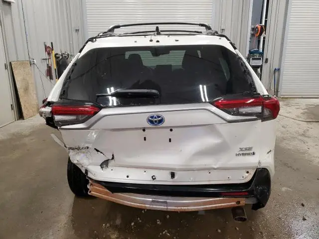 2020 TOYOTA RAV4 XSE