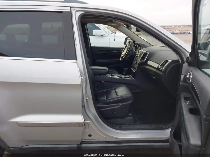 2011 JEEP GRAND CHEROKEE LAREDO