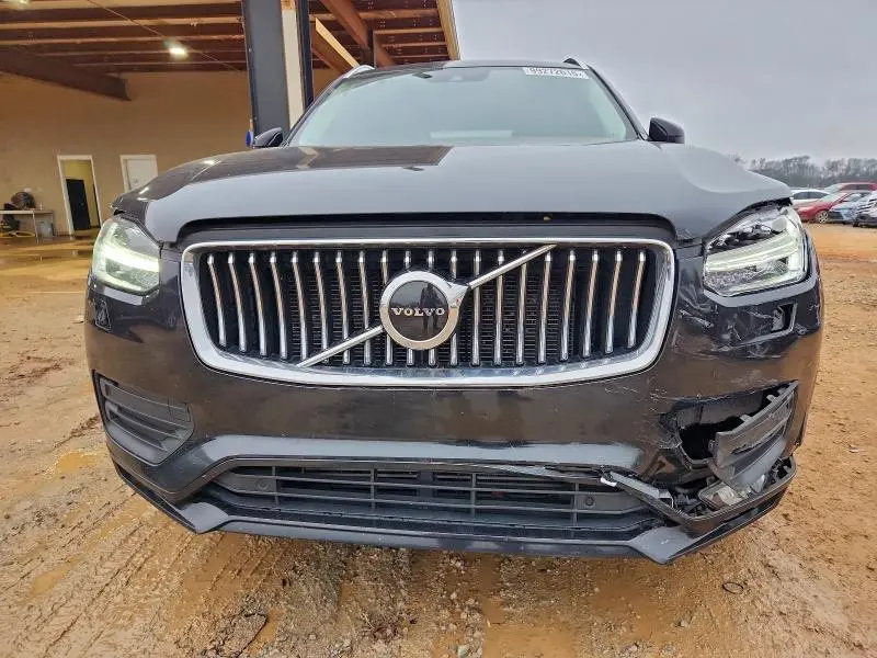 2021 VOLVO XC90 T6 MOMENTUM  