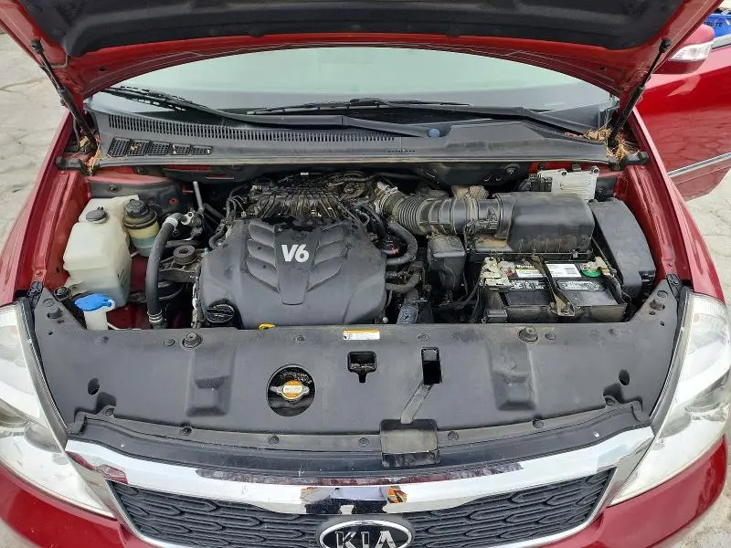 2011 KIA SEDONA EX  