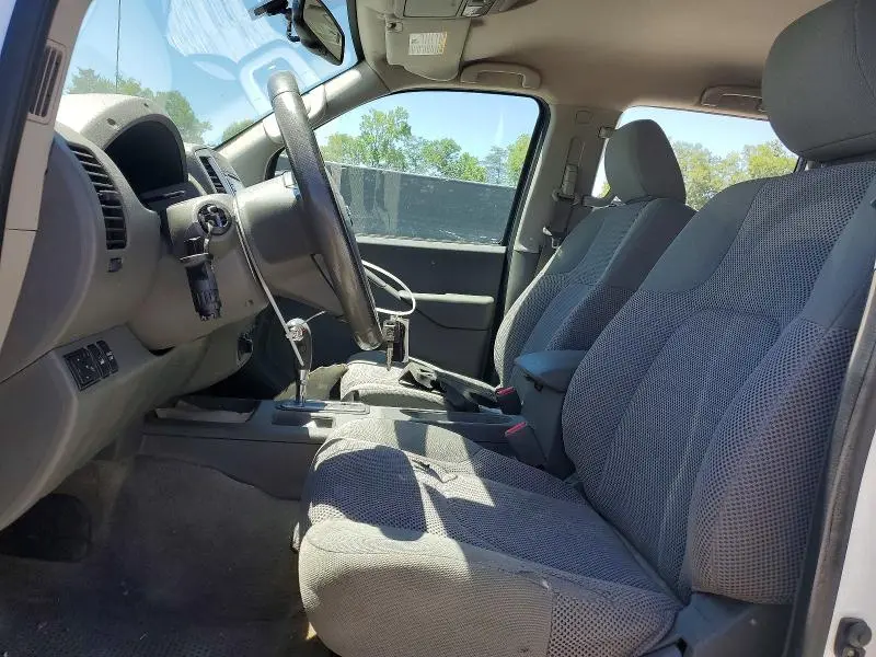2018 NISSAN FRONTIER SV  