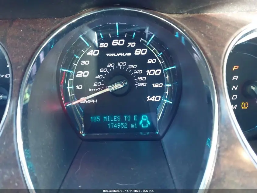 2011 FORD TAURUS SEL