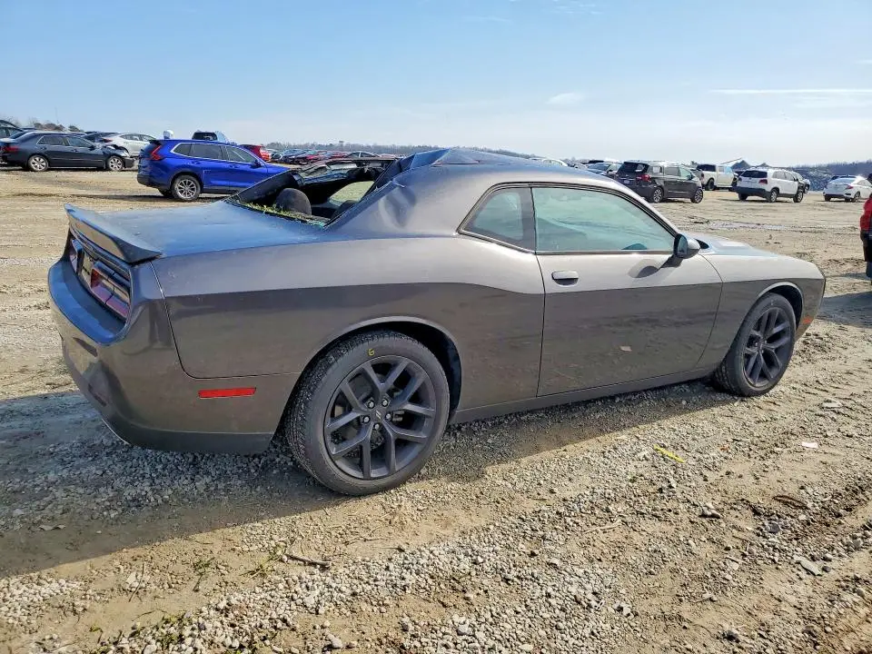 2021 DODGE CHALLENGER SXT  
