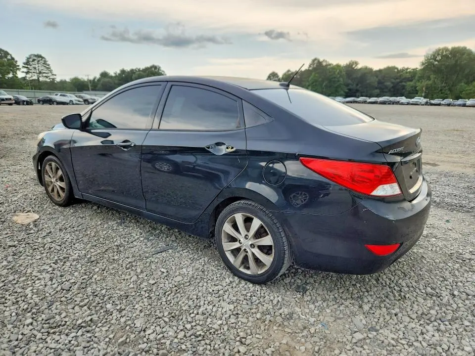 2012 HYUNDAI ACCENT GLS  
