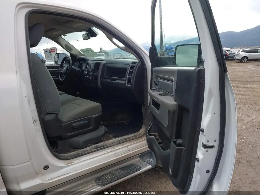 2015 RAM 2500 TRADESMAN