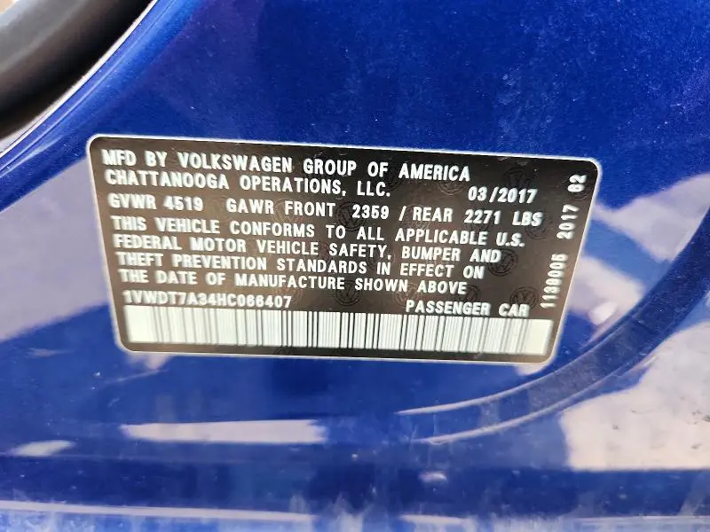 2017 VOLKSWAGEN PASSAT R-LINE  