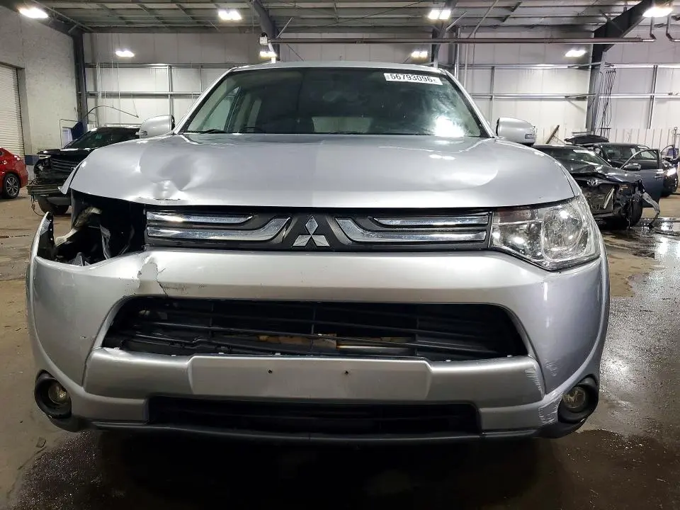 2014 MITSUBISHI OUTLANDER SE  