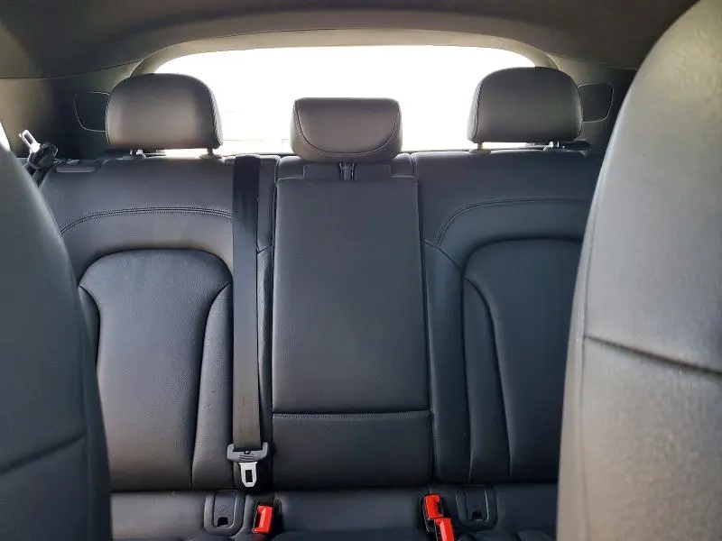 2016 AUDI Q3   