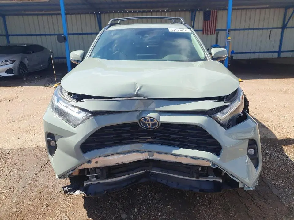 2023 TOYOTA RAV4 XLE PREMIUM  