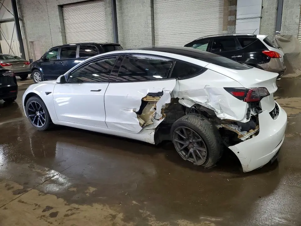 2021 TESLA MODEL 3   