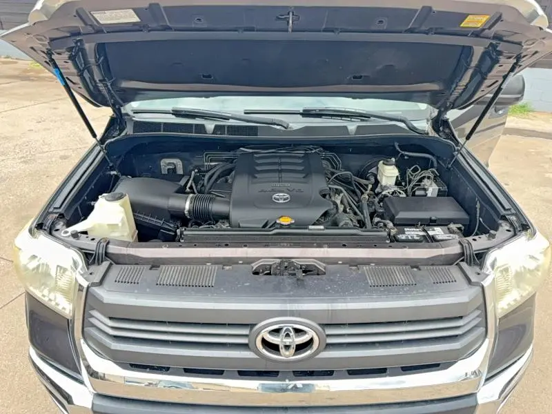 2015 TOYOTA TUNDRA CREWMAX SR5  