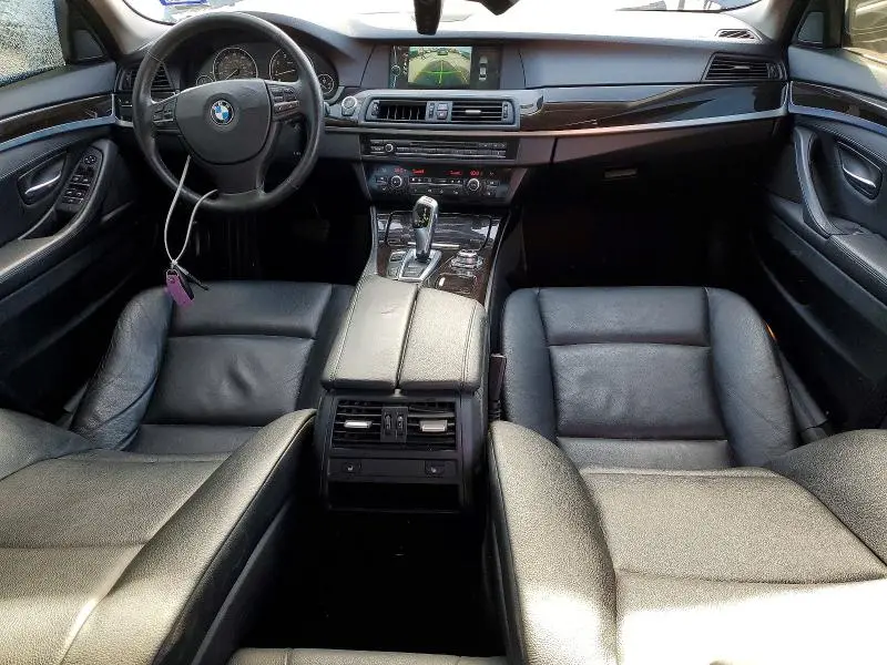 2012 BMW 528 XI  