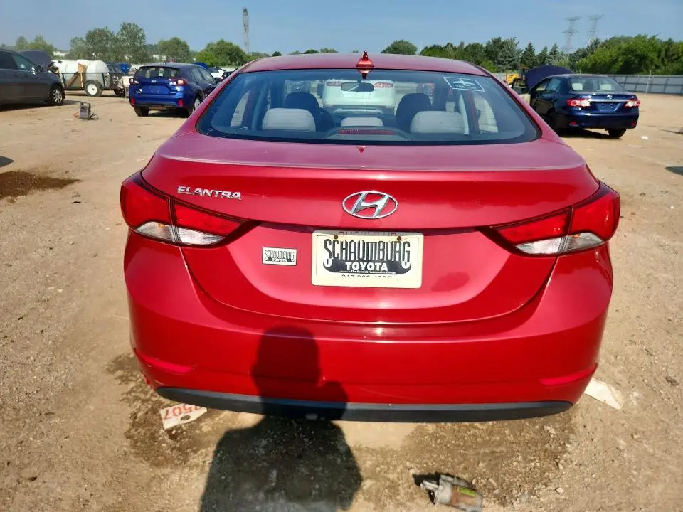 2016 HYUNDAI ELANTRA SE  