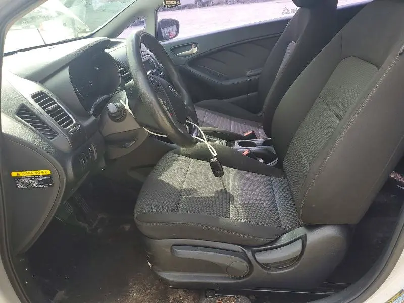 2018 KIA FORTE LX  