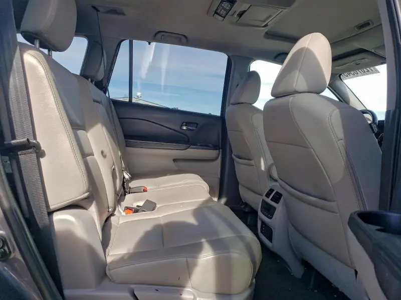 2016 HONDA PILOT EXL  